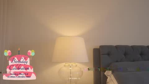 emma_lu1 online show from April 26, 4:16 pm