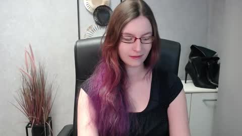 emma online show from February 18, 6:37 am