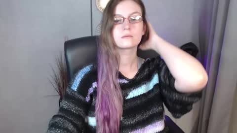 emma online show from September 22, 5:28 am