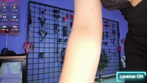 Emma online show from February 14, 11:42 am