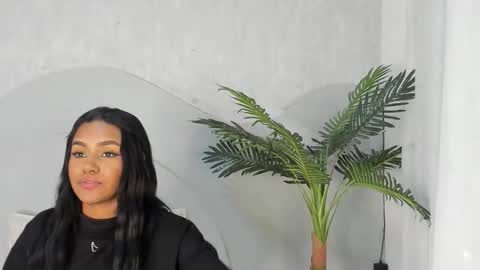 Emma Morgann online show from December 2, 12:07 pm