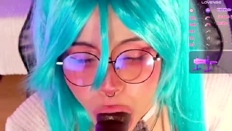     online show from April 25, 1:41 pm