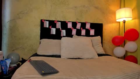 Emma online show from February 18, 6:18 pm