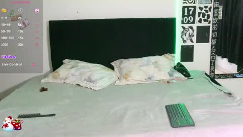 Snapshot of emma_ortega chatting on December 18, 1:34 pm emma ortega online show from December 18, 1:34 pm