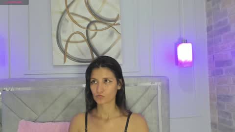Snapshot of emma_payton chatting on January 13, 11:41 am Emma online show from January 13, 11:41 am