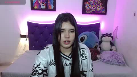 emma online show from April 17, 5:42 am