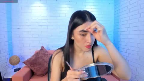 Snapshot of emmaa_robertts chatting on September 22, 12:36 pm Emma  Everyday From 0530 to 1430 Col Time online show from September 22, 12:36 pm