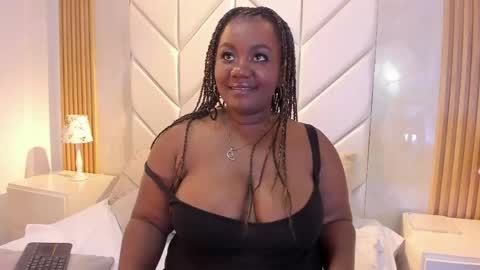 EmmaBrantt  online show from April 23, 4:53 am