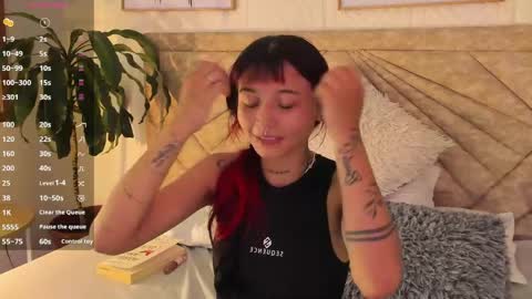           online show from April 24, 8:11 pm