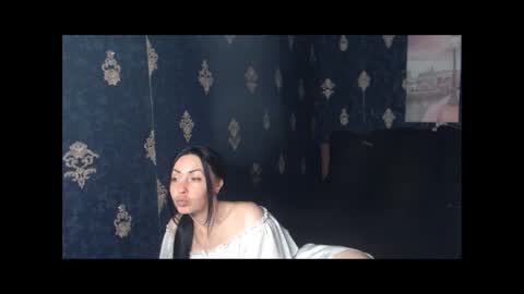 EmmaGoldX online show from June 4, 2:21 pm