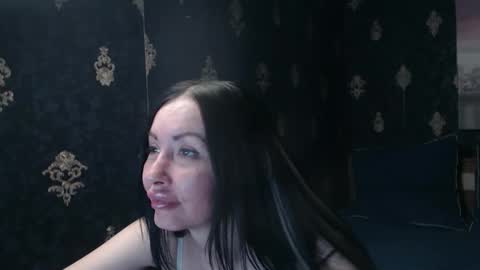 EmmaGoldX online show from April 19, 7:38 pm