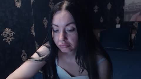 EmmaGoldX online show from April 20, 7:39 pm