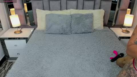 EMMA HILL online show from March 7, 7:27 pm