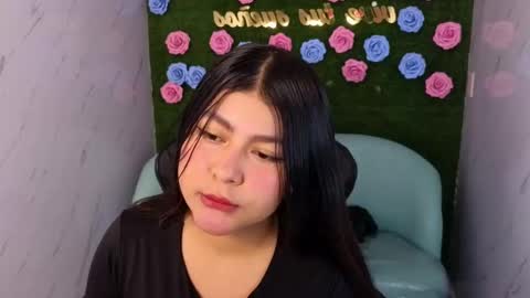 Snapshot of emmalee_a chatting on January 31, 4:38 pm Emma online show from January 31, 4:38 pm