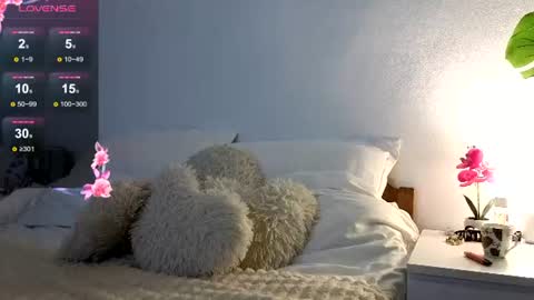 Emma online show from July 14, 6:23 pm