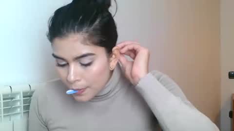 emmie online show from November 20, 3:24 pm