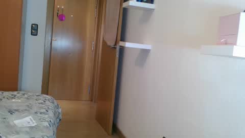 emmie online show from October 30, 9:44 am