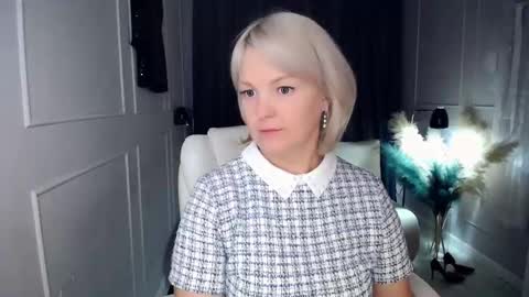 emmmam online show from November 26, 9:54 am