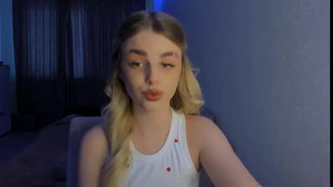 emmy_rich online show from February 23, 2:07 pm