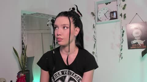 Snapshot of emperatriiiz chatting on January 31, 10:10 pm Emperatriz online show from January 31, 10:10 pm
