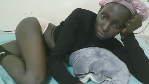 empress_ivy1 online show from May 4, 6:12 pm