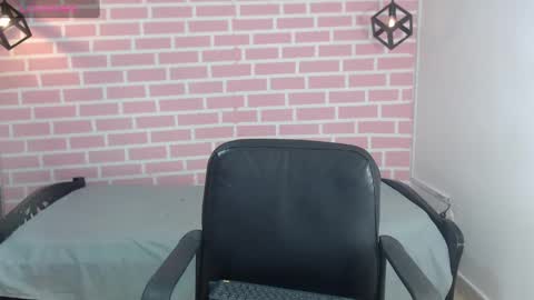 Emy online show from January 23, 7:40 pm