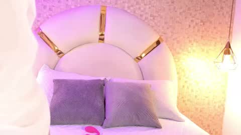 Emy  online show from April 29, 11:35 am