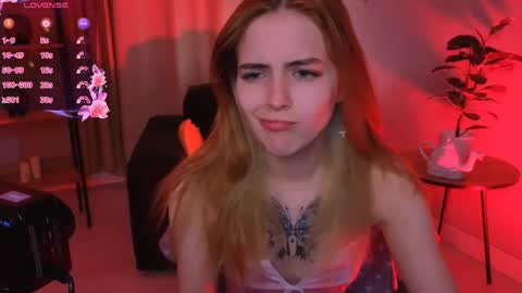 enchanted_bella online show from April 24, 2:20 pm