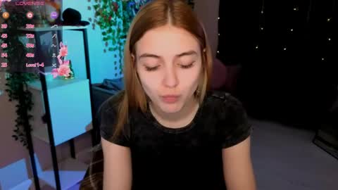 enchanted_bella online show from April 28, 1:37 pm