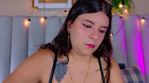 Snapshot of engelstone_ chatting on October 6, 7:29 pm E N G E L online show from October 6, 7:29 pm