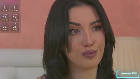 Snapshot of enyahazell chatting on October 17, 6:44 pm enyahazell online show from October 17, 6:44 pm