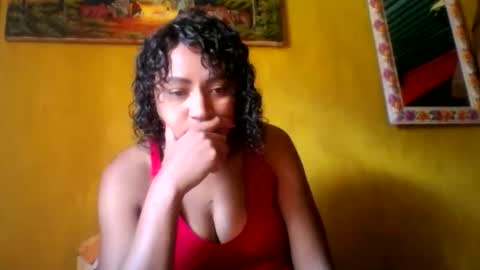erica0586 online show from May 9, 8:16 am