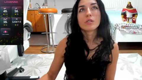 Erika online show from July 11, 1:38 am