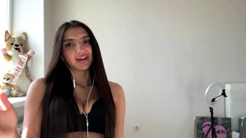 Vanessa online show from June 3, 2:33 pm