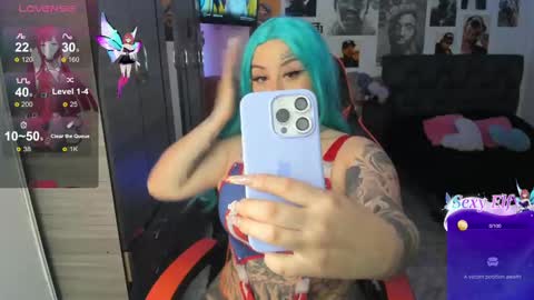 Snapshot of erika_montoya chatting on March 5, 3:18 pm erika online show from March 5, 3:18 pm