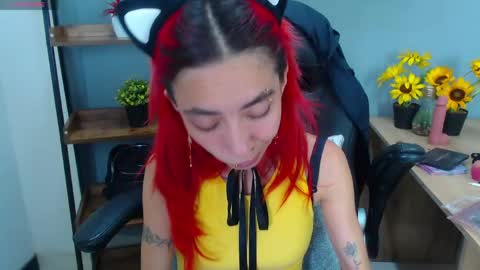 E R I K A - SAGITARIO..... online show from April 26, 4:38 pm