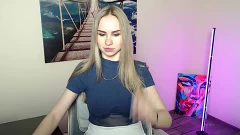 Erika online show from April 27, 11:40 am