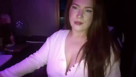 Erinlove online show from March 11, 1:01 pm