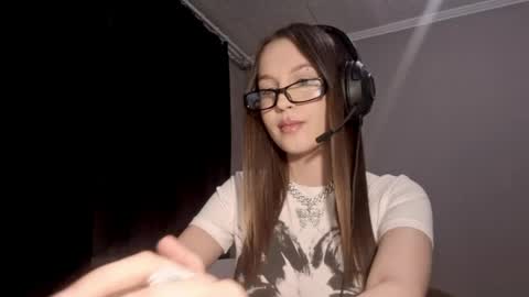 Katrin online show from May 4, 4:11 pm