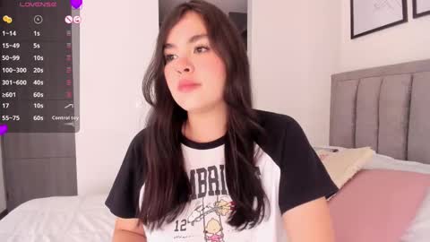 Snapshot of erotic_boobs chatting on February 13, 3:03 pm Karen online show from February 13, 3:03 pm