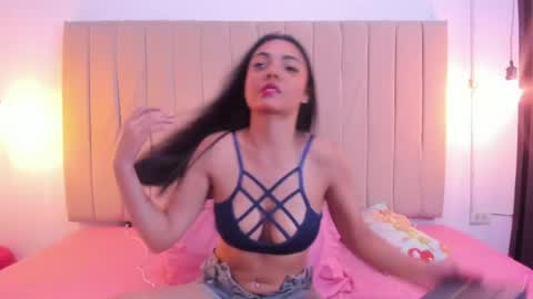 Scarlett online show from April 25, 8:50 pm