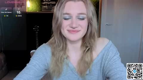 EshleGreen online show from May 29, 8:18 pm