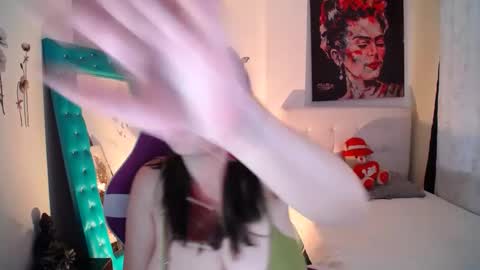 Snapshot of esmeralda098 chatting on September 13, 6:49 pm Esmeralda online show from September 13, 6:49 pm