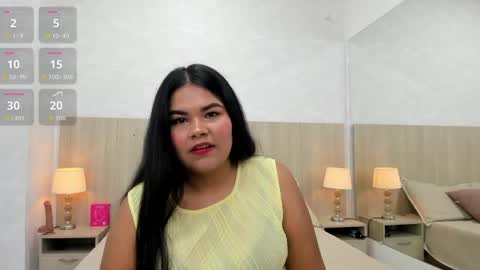 Esmeralda online show from April 24, 7:27 pm