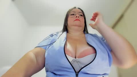 Snapshot of esmeraldo_mfc chatting on December 23, 10:55 pm Esmeralda online show from December 23, 10:55 pm
