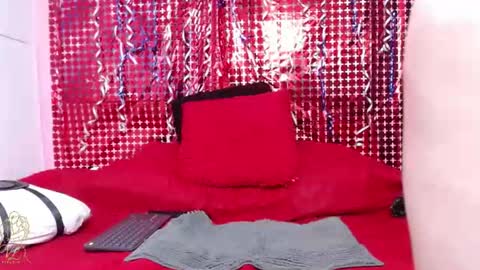 estefania_344 online show from July 25, 5:42 pm