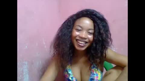 estelah20 online show from October 22, 9:47 am