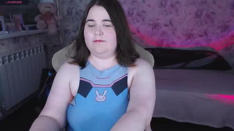 estelle_hicks online show from March 30, 7:35 pm