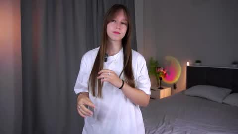Lily online show from July 21, 5:57 pm