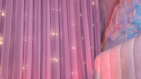 Estrella online show from March 2, 11:50 am